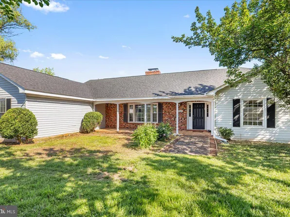 7525 Stonewall Jackson Hwy, Front Royal, VA 22630