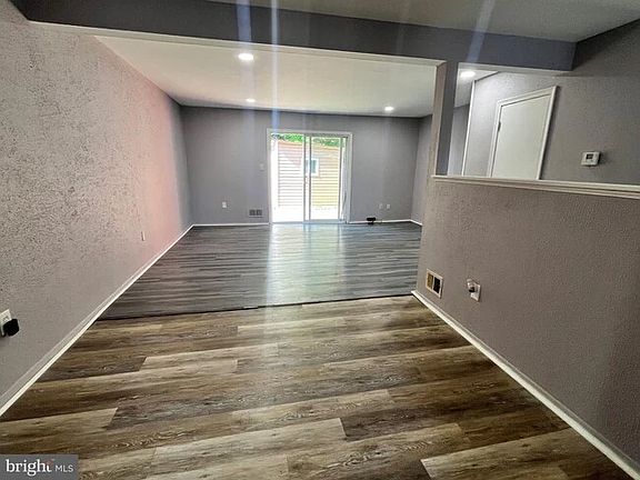4th image of 2927 Wythe Ct