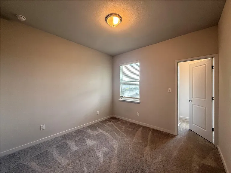 605 W South St #91 — Photo 16