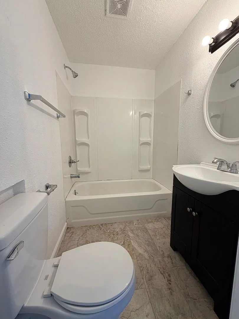 520 S Scenic # 102 — Photo 3