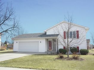 966 Springs Rd, Fond Du Lac, WI 54935