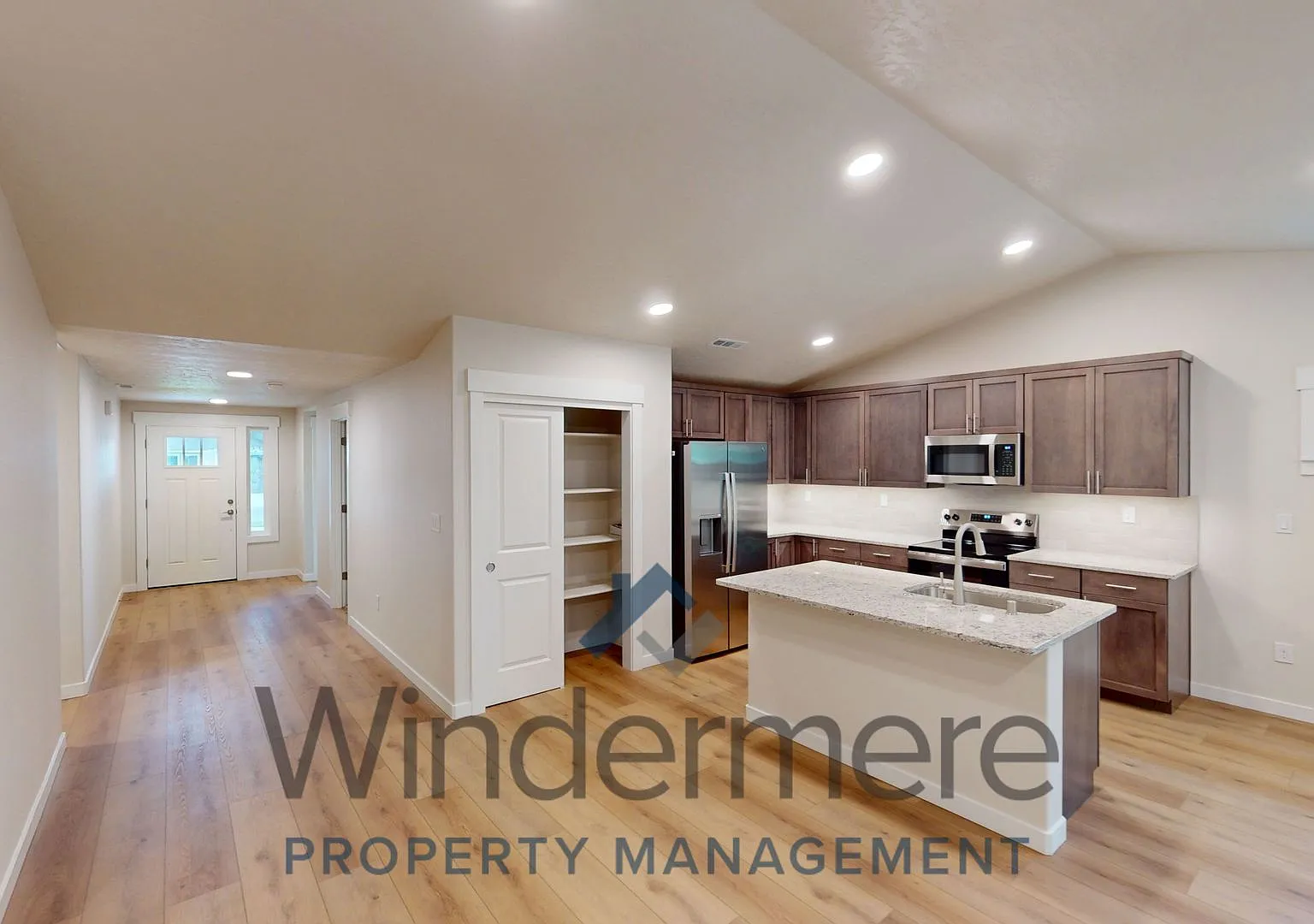 637 Kingbird Ct - New Construction! — Photo 2