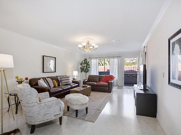 2nd image of 1211 Dorothy Dr Unit 203