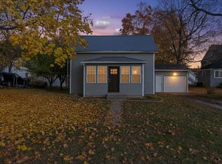 311 E Pine St, Edmore, MI 48829