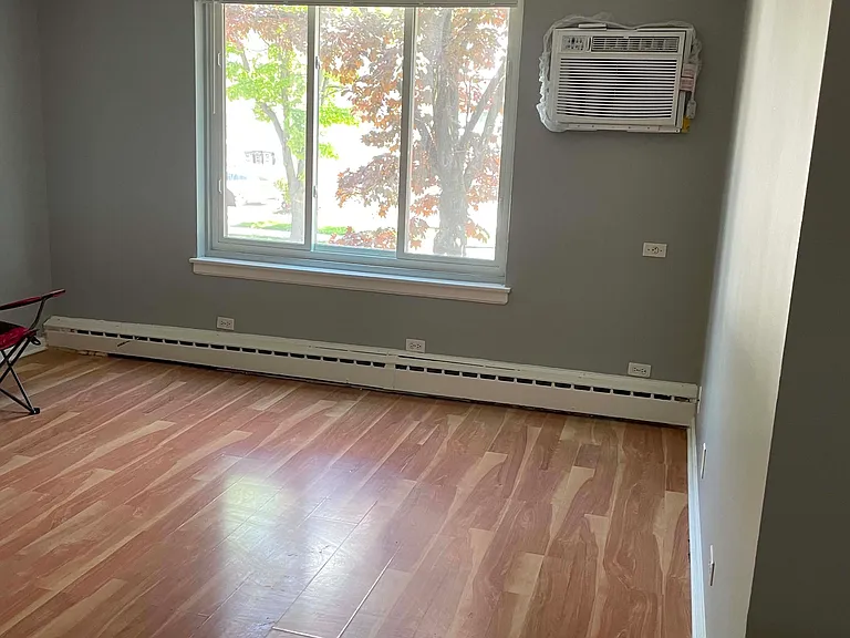 2841 W Arthur Ave #1 — Photo 9