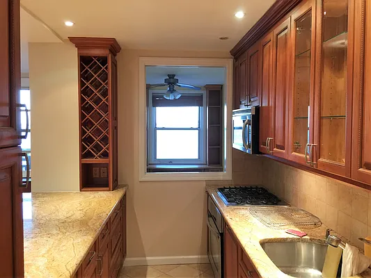 Rented by United Realty Properties Inc | media 6