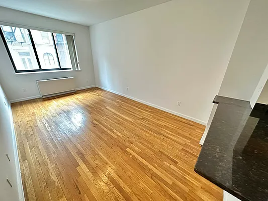 Rented by J PRESTON AND ASSOCIATES INC | media 2