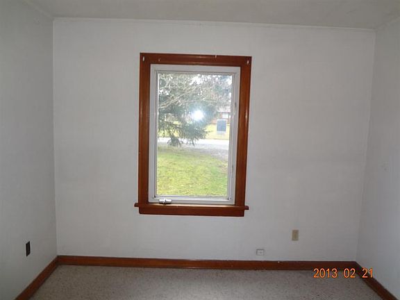 3rd image of 245 170th St S