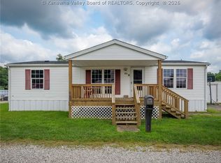 713 High St, Saint Albans, WV 25177