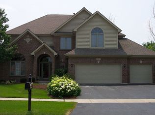 2308 Comstock Ln, Naperville, IL 60564