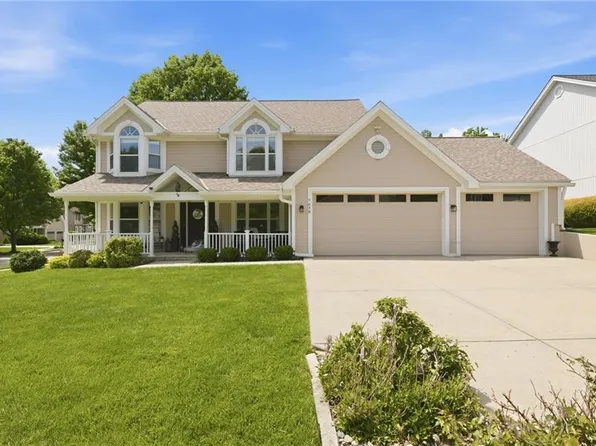 7638 N Pomona Ave, Kansas City, MO 64152