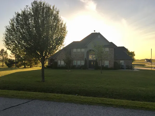 19155 S Carriage Ct W, Mounds, OK 74047