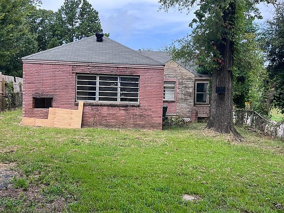 2nd image of 4401 Olga St
