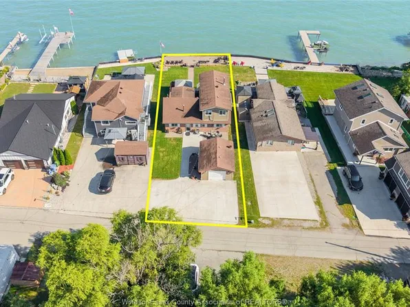 1328 Shoreline Ave, Windsor, ON N8L 0H7