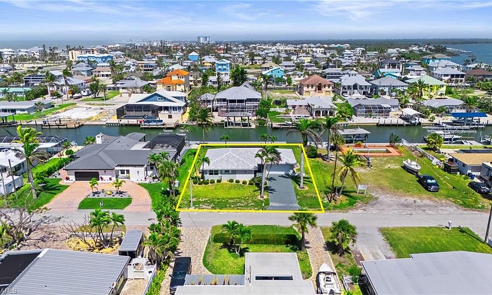 1st image of 185 Ibis ST