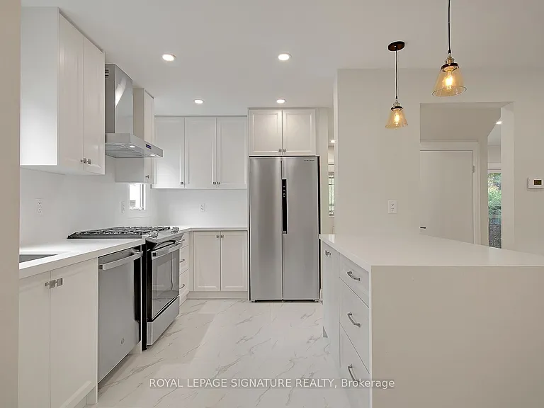17 Uno Dr — Photo 2
