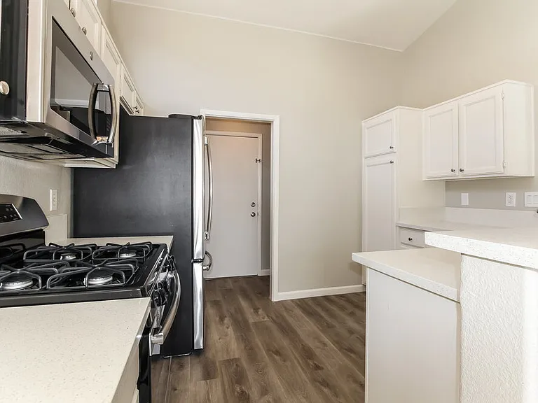 615 King Revere Ct — Photo 6