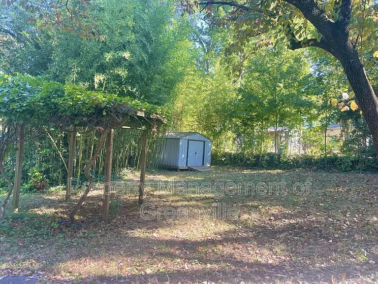 301 Rogers Ave — Photo 18