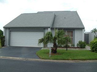 9832 Maplecrest Cir, Lehigh Acres, FL 33936