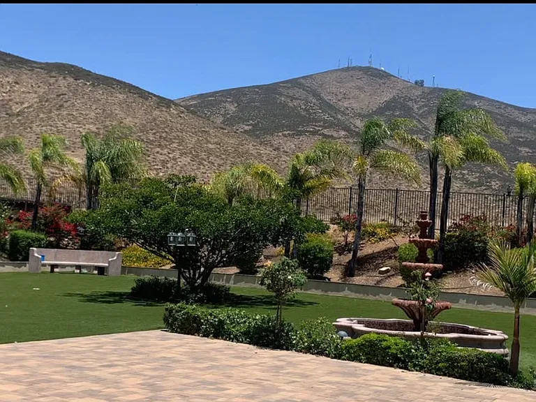 429 Agua Vista Dr — Photo 5