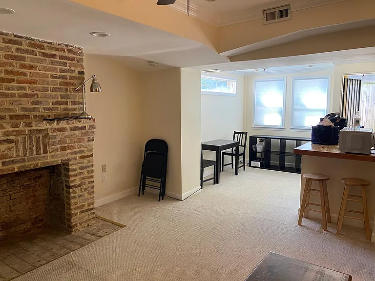 407 M St NE #B — Photo 6
