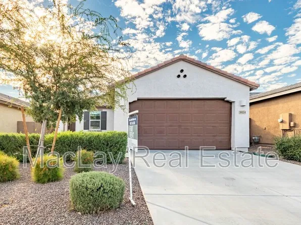 38114 N Front Runner Ln, San Tan Valley, AZ 85140