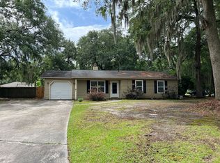 201 Whittington Dr, Savannah, GA 31419