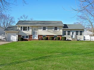 634 Vaughn Ave, Toms River, NJ