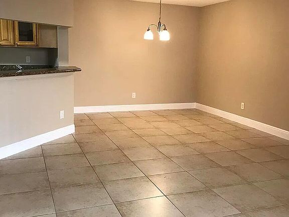 3rd image of 7667 N Wickham Rd APT 1407