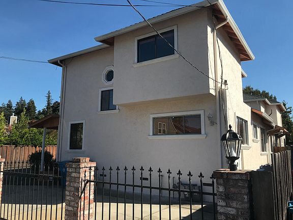 2nd image of 328 Encina Ave #328