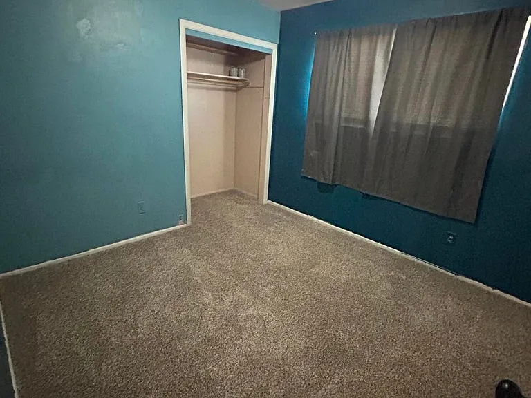 3531 W Diana Ave — Photo 3