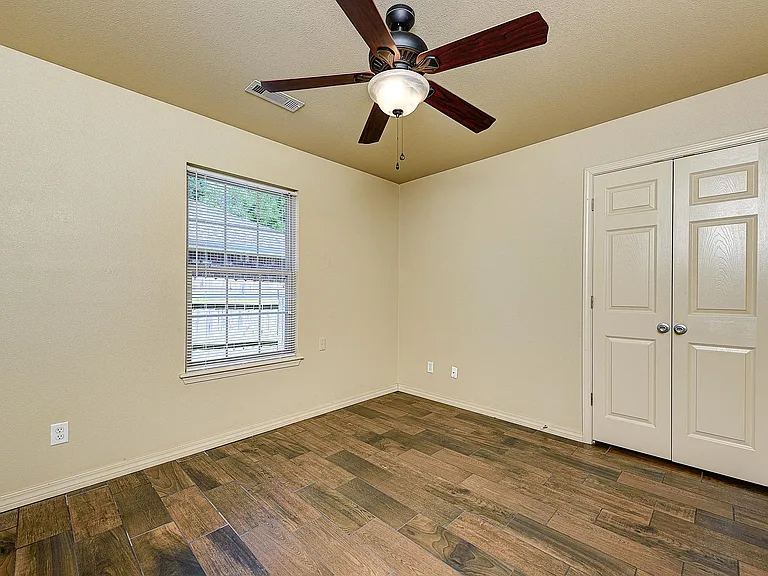 2766 W Wildwood Dr — Photo 17