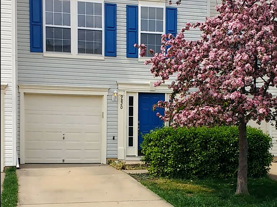 9820 Bartley front
