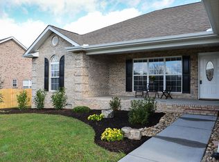 706 Verdant Ln, Maryville, TN 37804