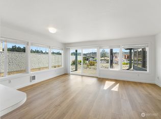 2001 Skyline Way APT 101, Anacortes, WA 98221