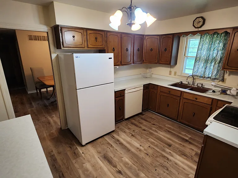 2230 Carberry Dr — Photo 19