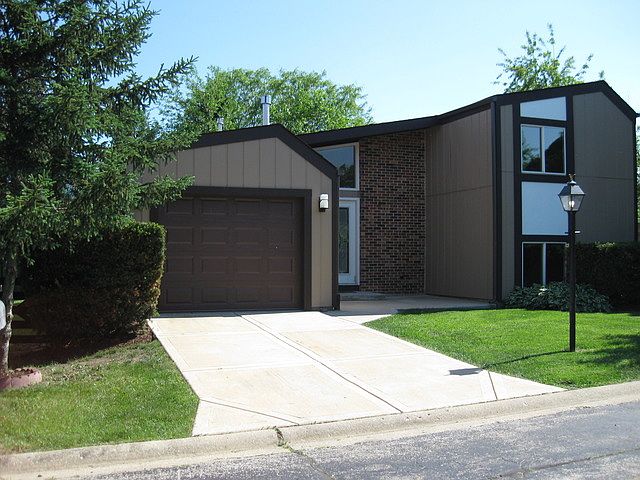 1st image of 1053 Bob O Link Dr