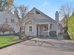 29 Glendale Ave, Armonk, NY 10504