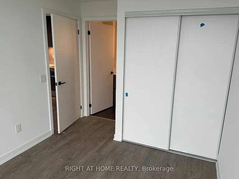 220 Missinnihe Way #1101 — Photo 11