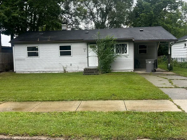 2002 Johnson St, South Bend, IN 46628