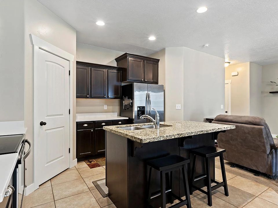 1st image of 13368 S Bridle Villa Dr
