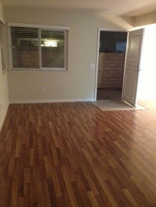 Living Room/Front Entry