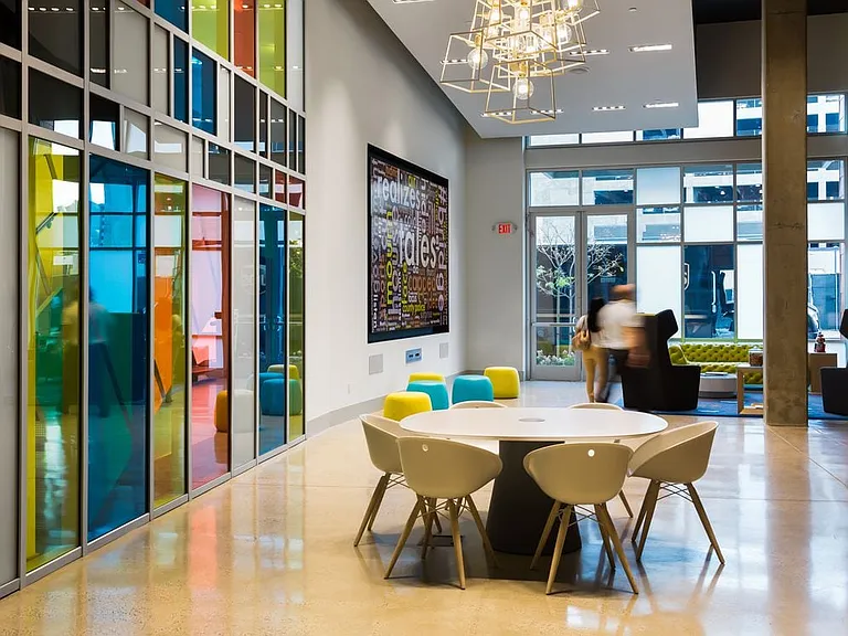 Lobby loft