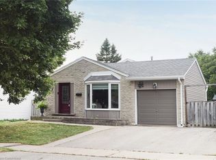 462 Driftwood Dr, Kitchener, ON N2N1S6