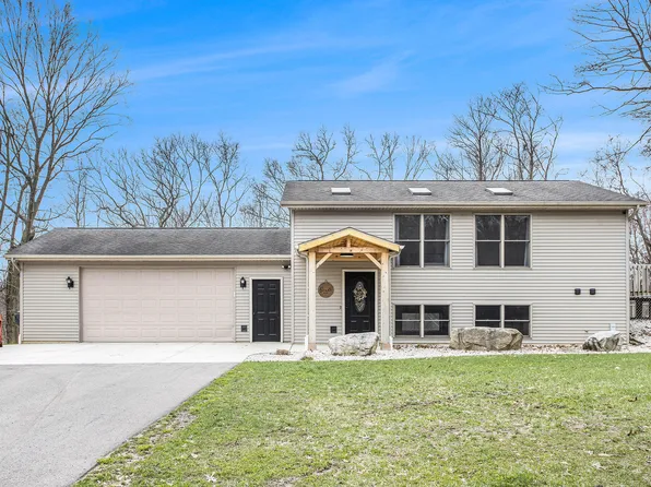 66726 County Road 652, Mattawan, MI 49071