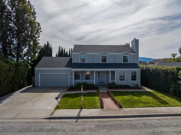 1571 Hall Ave, Hollister, CA 95023