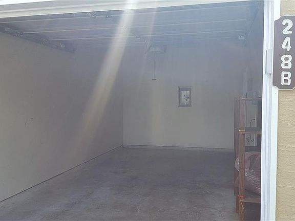 2nd image of 248 Rosalie Dr #B