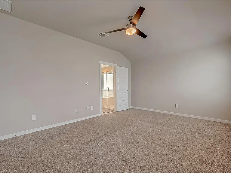 19010 Norbury Park Ln — Photo 27