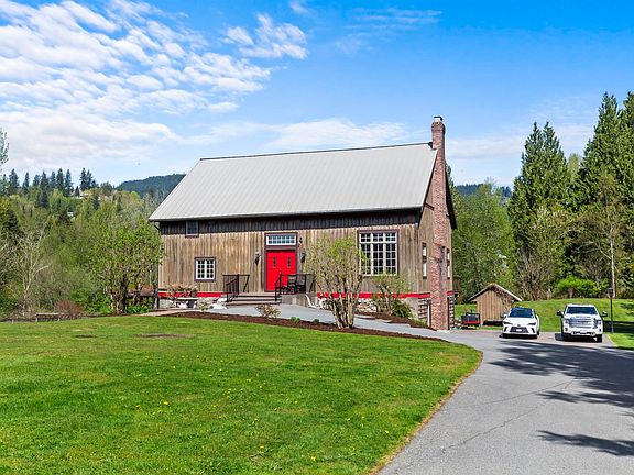 3rd image of 34055 Ferndale Ave