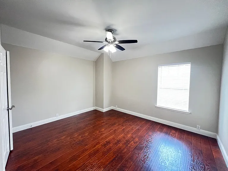 2505 Hunters Run Dr — Photo 28